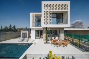 Oasis Villa 6